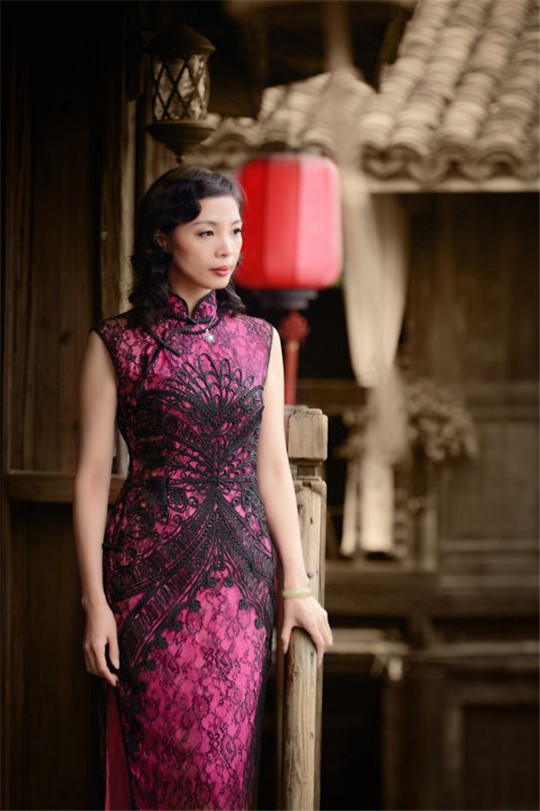 ����Ц�Z����Ů�Կ��g