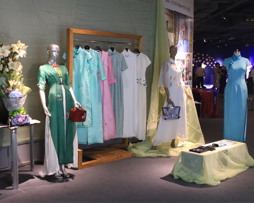 �����n���bչʾ��������ھ��e�� �������۴����Ї������