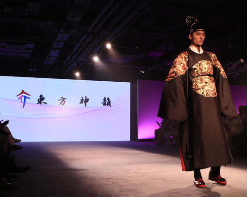 �����n���bչʾ��������ھ��e�� �������۴����Ї������