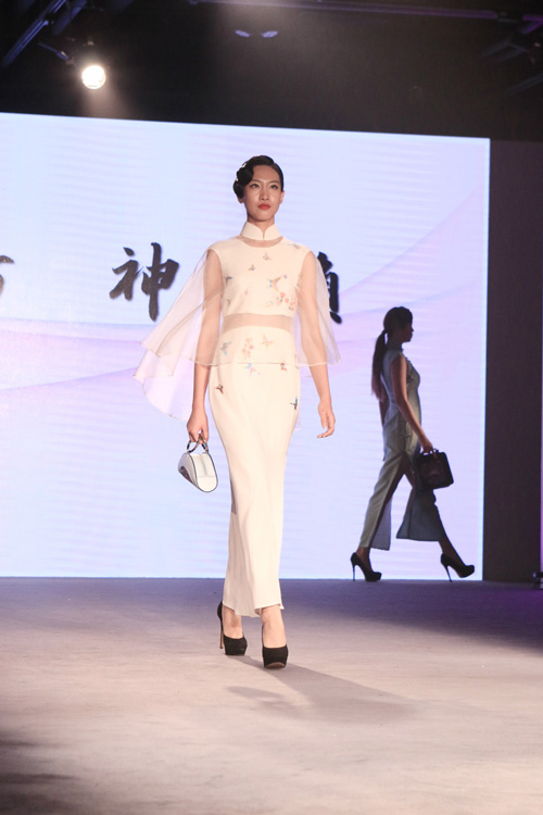 �����n���bչʾ��������ھ��e�� �������۴����Ї������