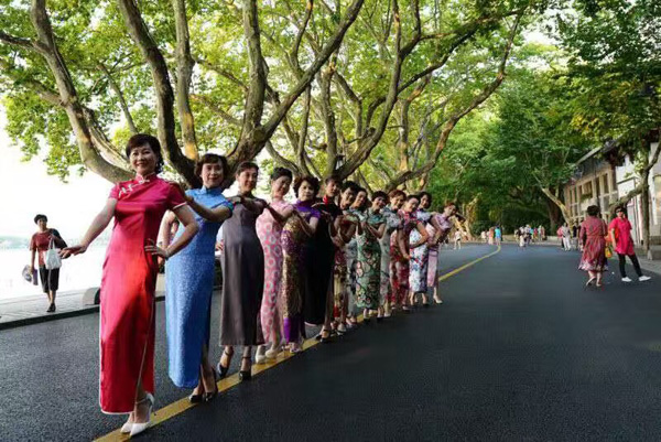 ��֮�{ | �����۵�����