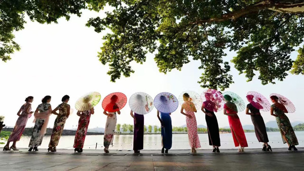 ��֮�{ | �����۵�����