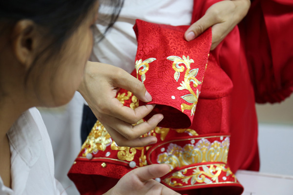 ľ�����������^�Ϻ��°׼���