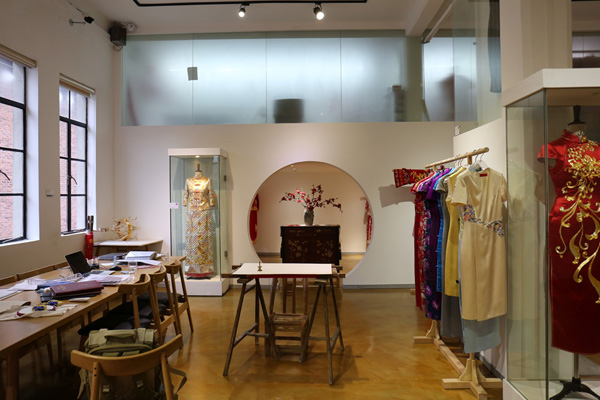 ľ�����������^�Ϻ��°׼���