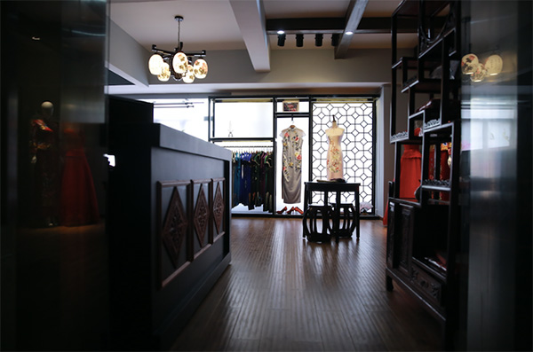 ���@�������