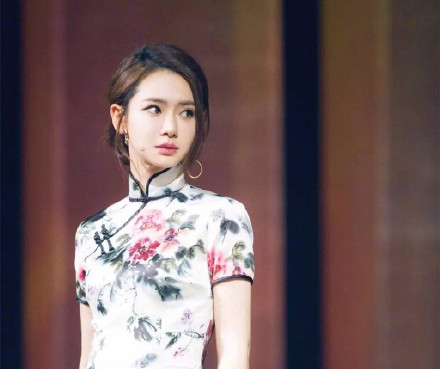 ��ޱ���Ї������b�磬�����L�飬�����Ї���ɫ�ĕr�У� 