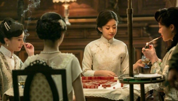 圓臉的穎寶穿上旗袍真的是小仙女無疑了