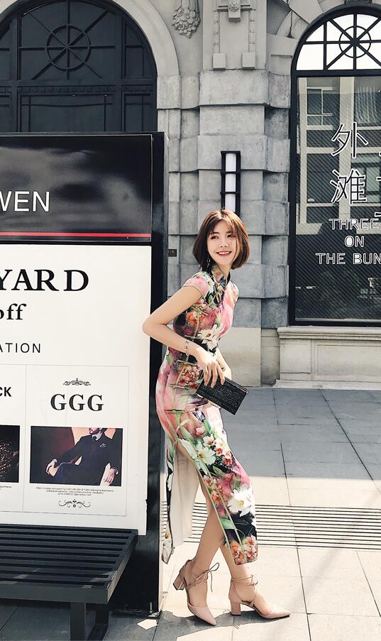 �f������