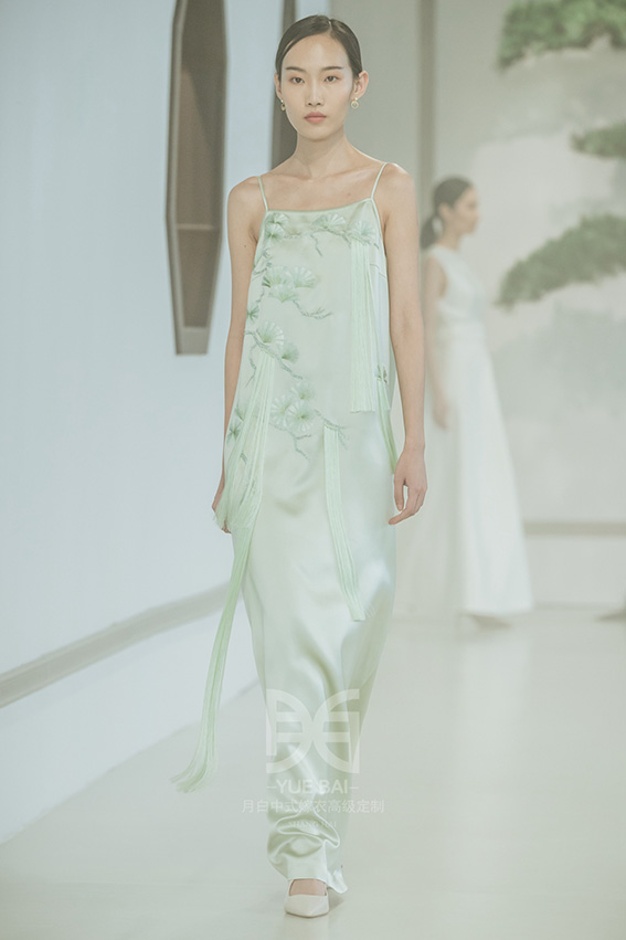 “麗舊迷新”月白營(yíng)造新中式之美