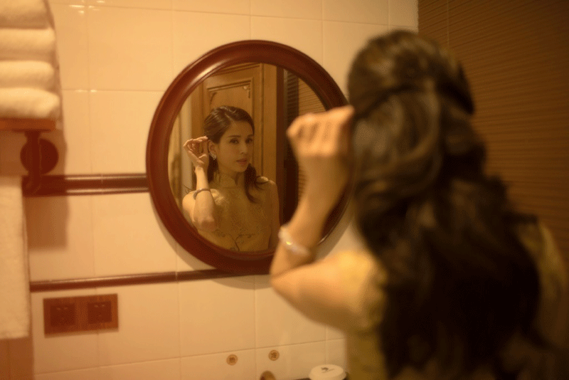 ����ͮ�����Sɫ�͹����ۣ���֫�w�����ˑB�����f��