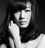 �װٺκڰ״�Ƭ С¶���e���Ը�