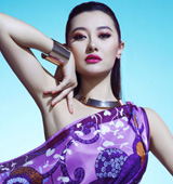 �۴���⌑���@Ů�񷶃�