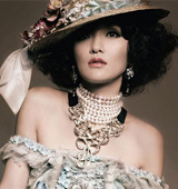 �r�д���H�Բٵ� ��Ѹ���[��<em>VOGUE</em>�����F����