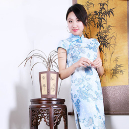 ���{���y����������Ů