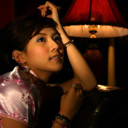 ���۔zӰ���l��