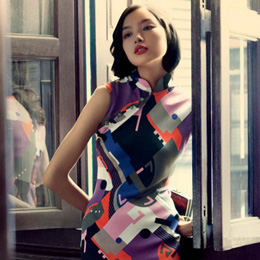 �Ϻ����Ї�(gu��)�L(f��ng)�r(sh��)�b��Ƭ���[�����f(w��n)ǧ