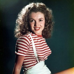 �؜���Ů�ӣ���¶�m���Ѿõ�˽��