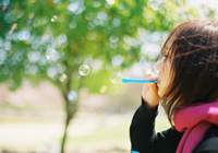 ��ɫ���������T��΢����ָ���V�f����