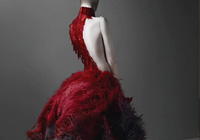 McQueen�ĺڰ��s�� �����ʽ�L��