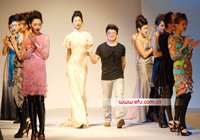 SIMON��Ʒ�l�� ͻ������Ԫ��