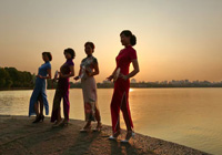 ��֮�{ | �����۵�����