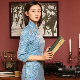 ��������ɫ���������İ�͹����